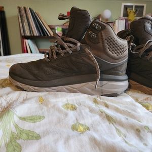 Hoka Womens Hiking Boots